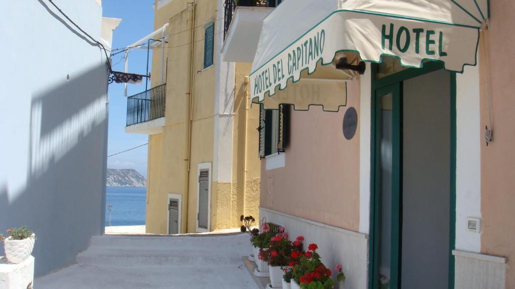 Hotel Del Capitano Понца Екстер'єр фото